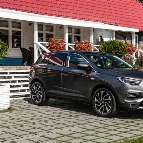 Nowy zawodnik: Opel Grandland X w cenie od 94 900 zł